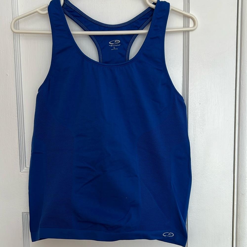 Champion razorback tank top in size L
